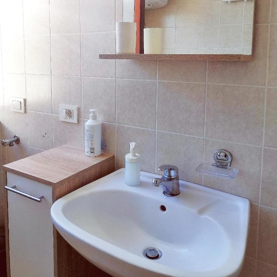 Studio Apartment Michelle - Intermezzo With Sea View Rabac Dış mekan fotoğraf