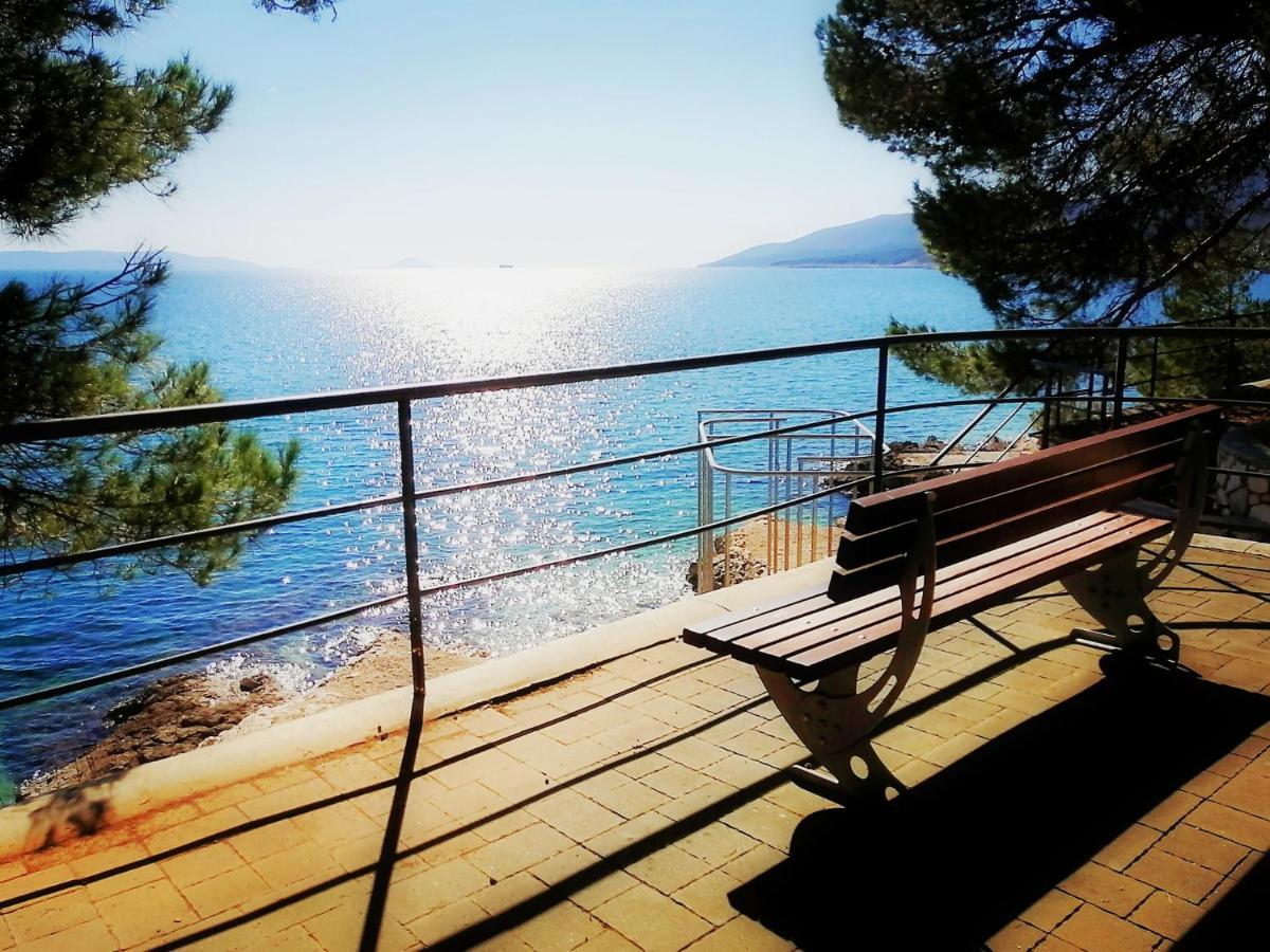 Studio Apartment Michelle - Intermezzo With Sea View Rabac Dış mekan fotoğraf